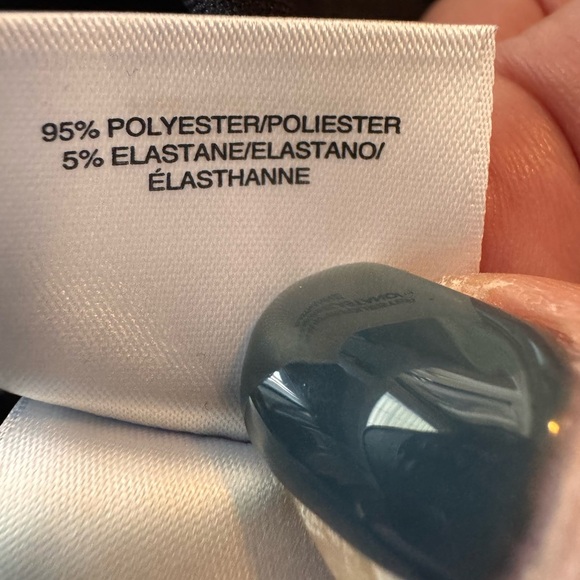 Nine West Black Muscle Top with faux gold chain accenting the back NWT - Picture 9 of 11